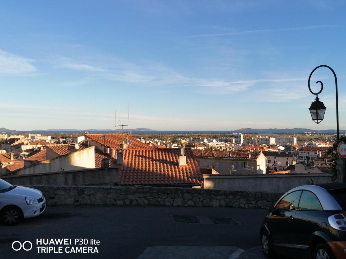Beautiful Renovated Studio With View- Old Hyères Exterior foto