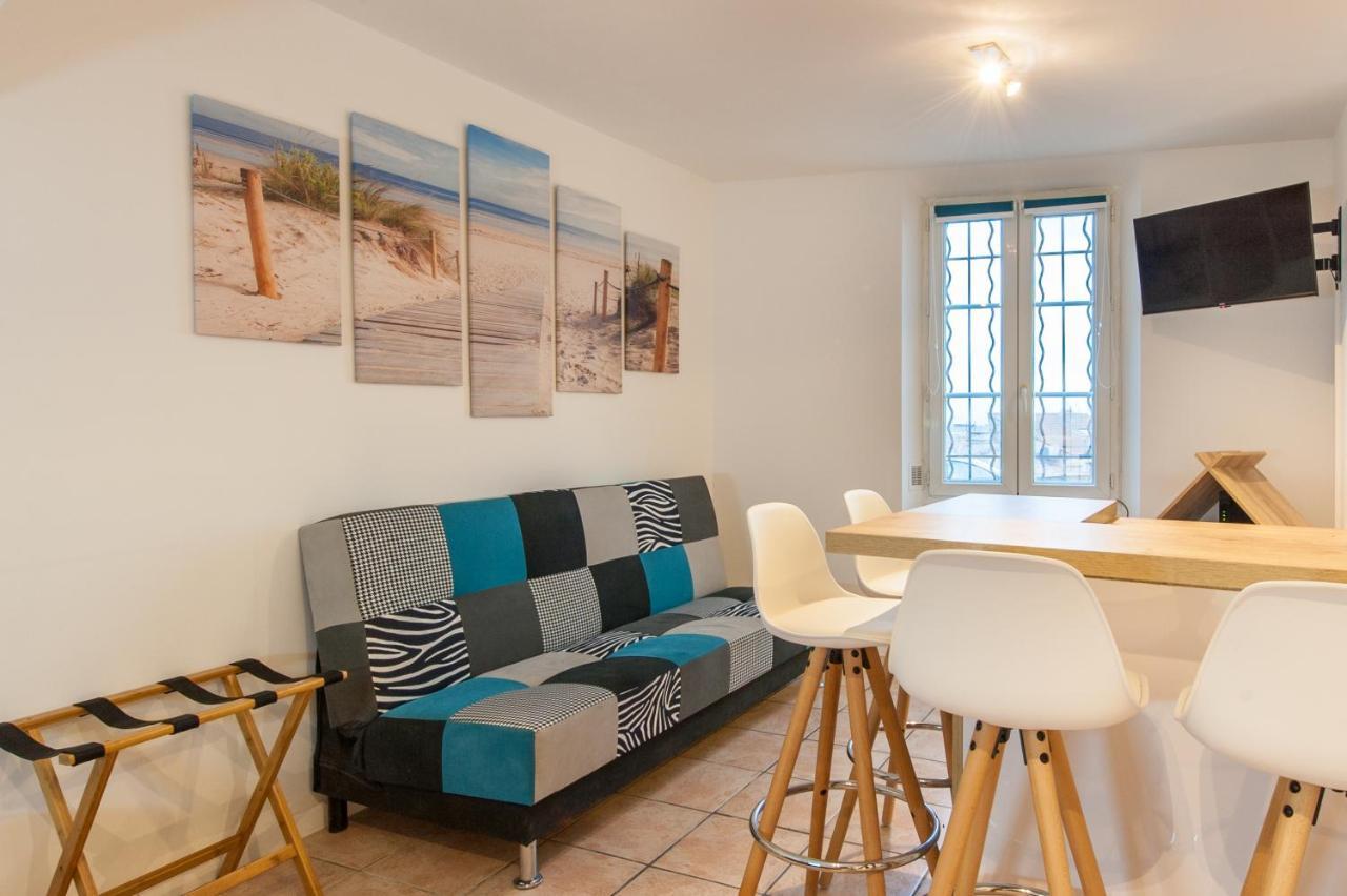 Beautiful Renovated Studio With View- Old Hyères Exterior foto